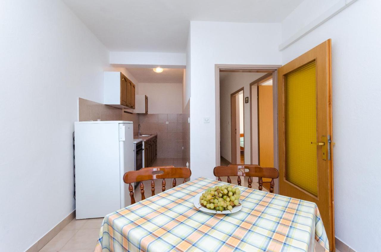 Apartments Ruza A Lopar Ngoại thất bức ảnh