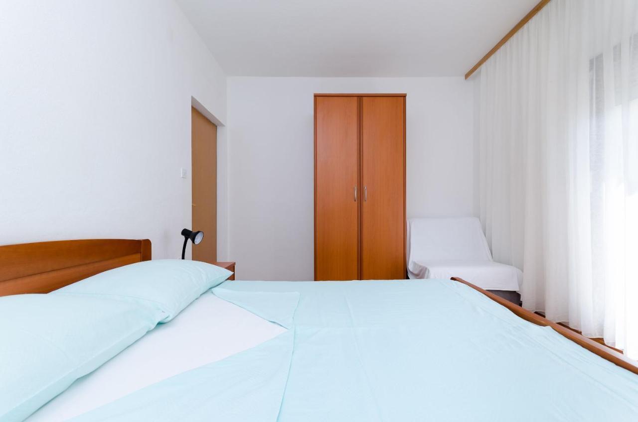 Apartments Ruza A Lopar Ngoại thất bức ảnh