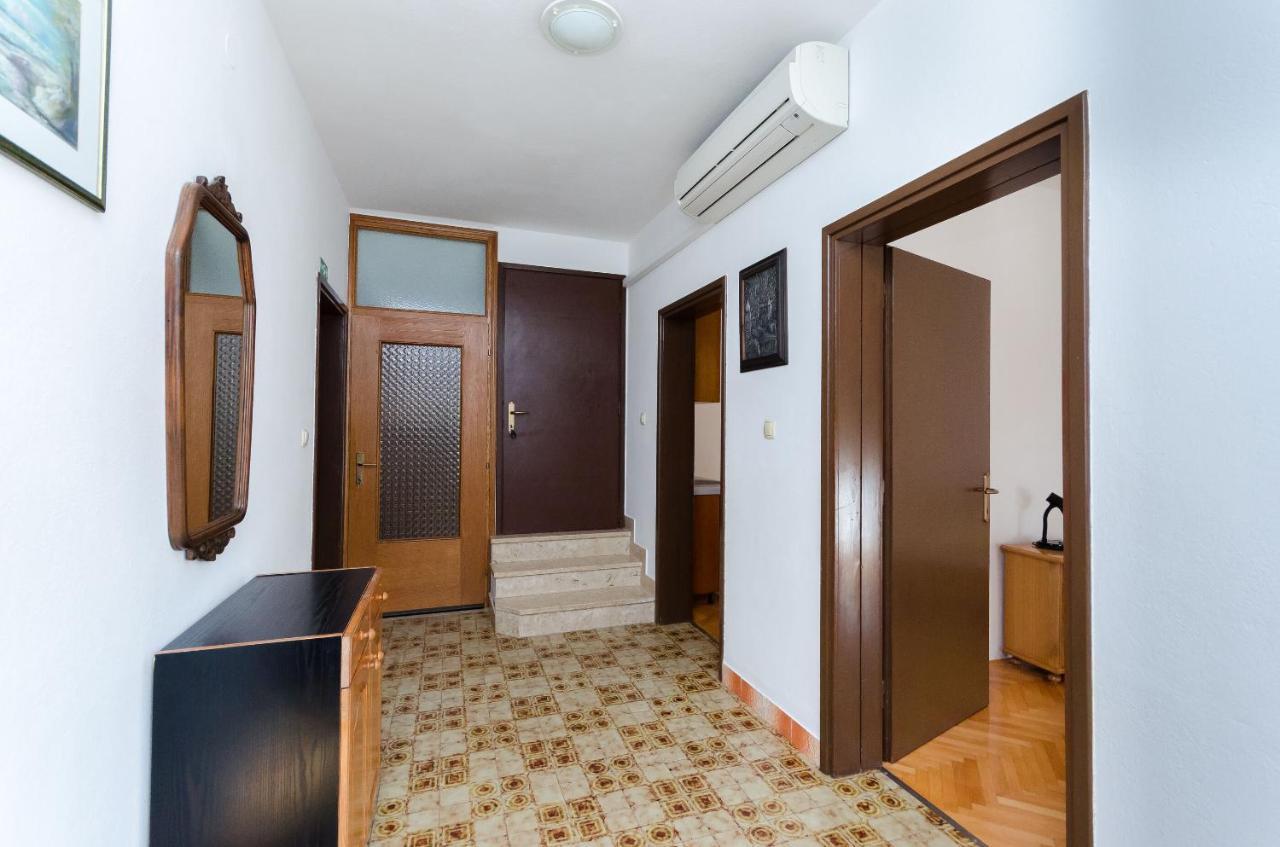 Apartments Ruza A Lopar Ngoại thất bức ảnh