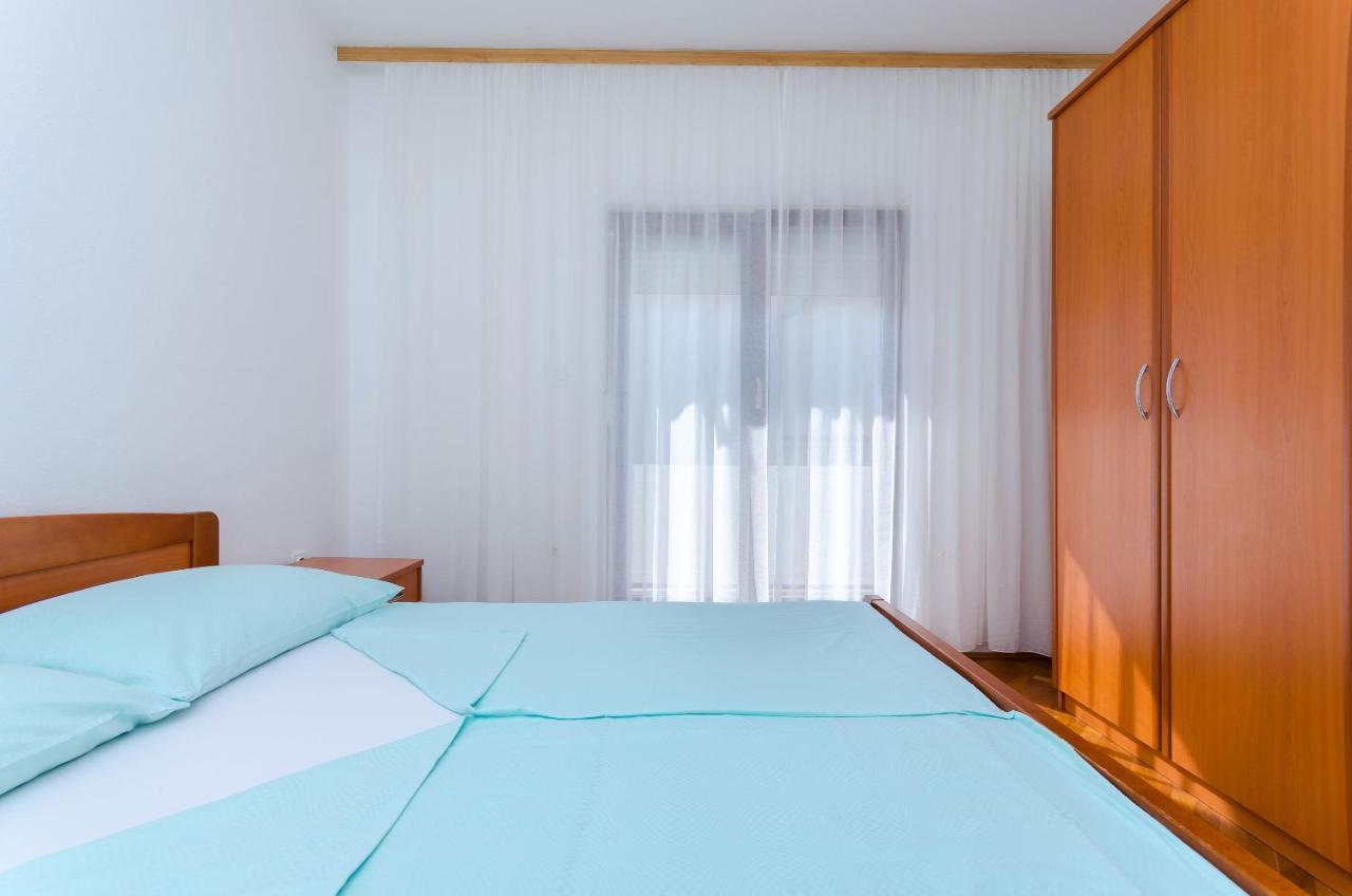 Apartments Ruza A Lopar Ngoại thất bức ảnh